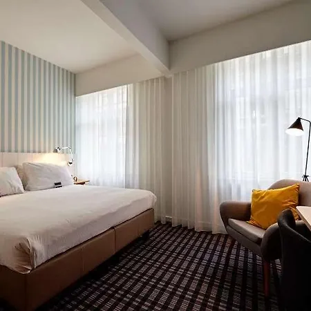 Leopold Hotel