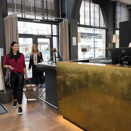 奥斯坦德利奥波德酒店 酒店 4*
