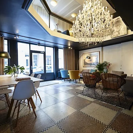 Leopold Hotel
